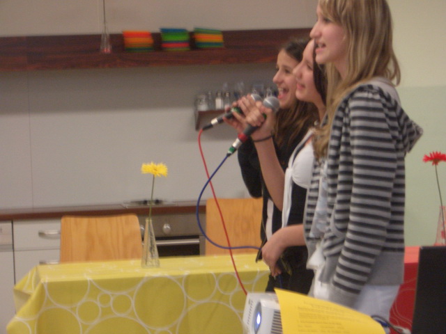 Karaoke001.JPG